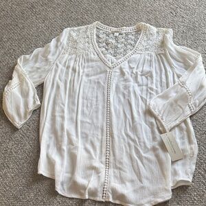 JohnPaulRichard Cream Lace Yoke V-Neck Blouse